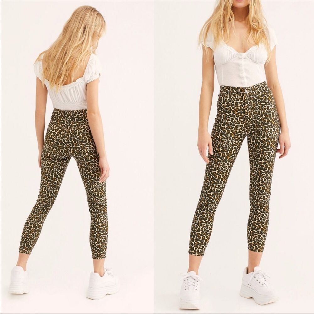 NEW Free People Belle High Waisted Animal Print Jeans Size 24 Boho Grunge